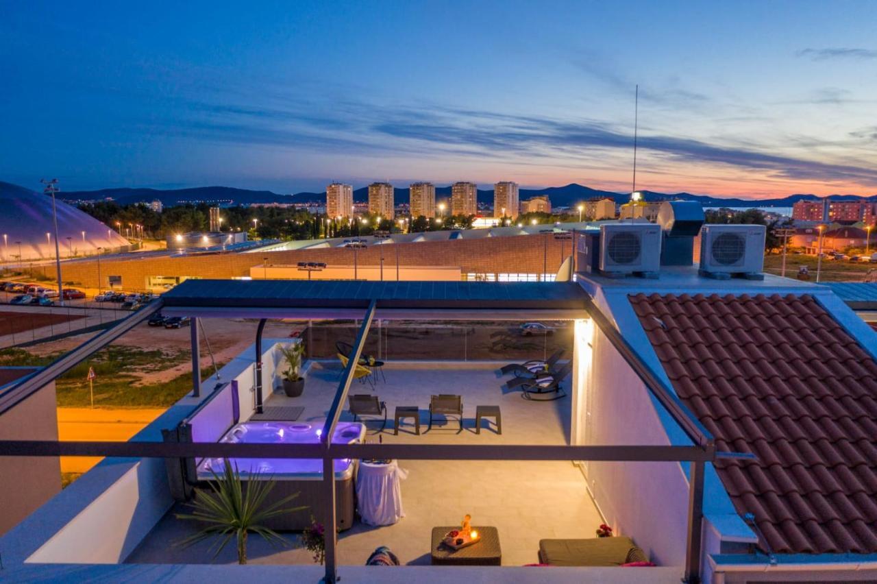 Luxury Majpruz Suites Zara Esterno foto